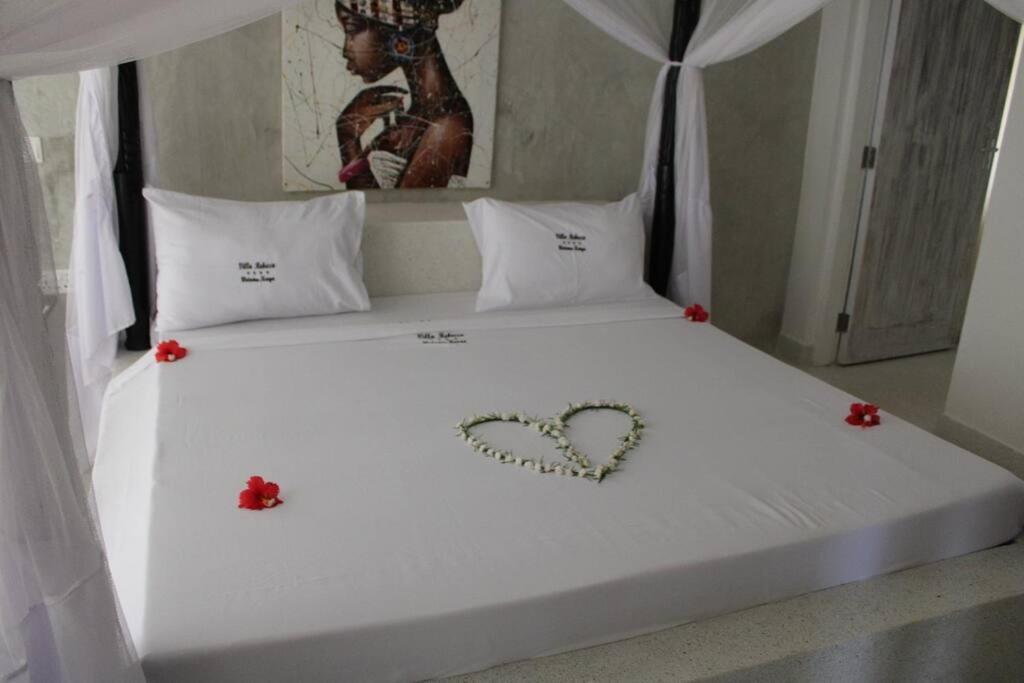 White Villa - Paparemo Beach Watamu Exterior foto